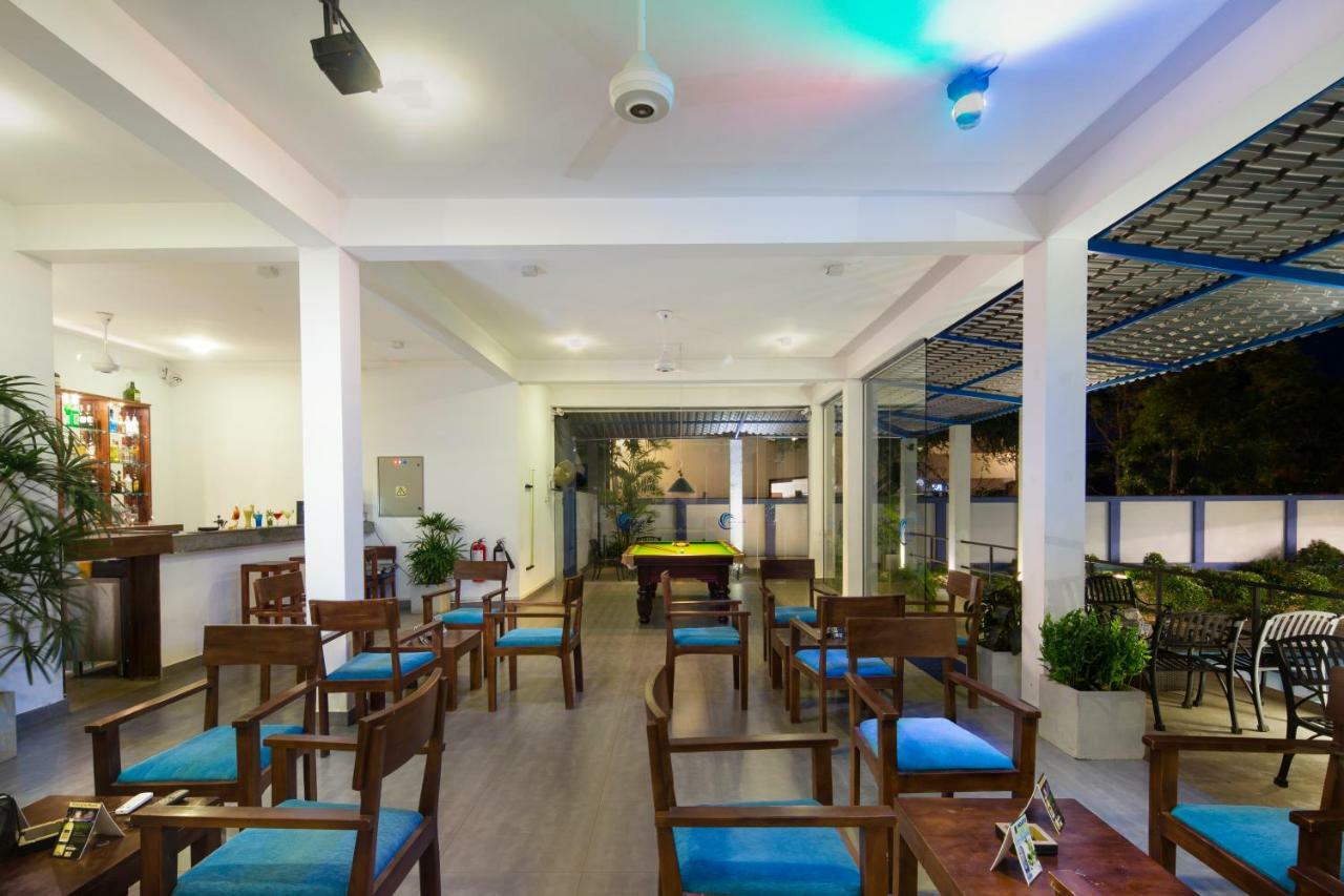 The Blue Wave Hotel Arugam Bay Exterior foto